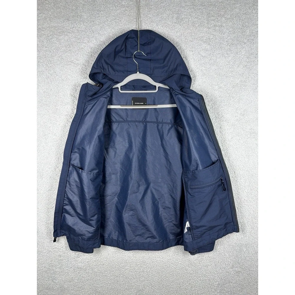 Everlane Mens M Navy ReNew Hooded Rain Windbreaker Jacket Recycled Polyester